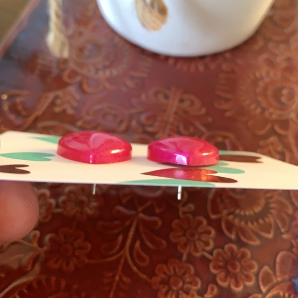 Adorable Handmade Resin Studs - Picture 3 of 3